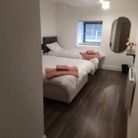 Apartamento Spacious Two Bedroom Longs Place, 8