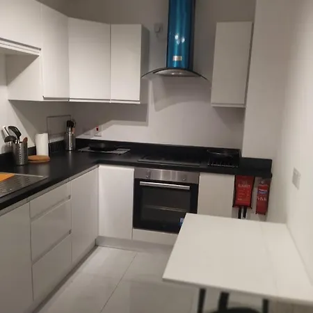 Spacious Two Bedroom Newport St 8 Apartmán *