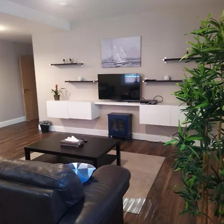 Apartmán Spacious Two Bedroom Newport St 8 *