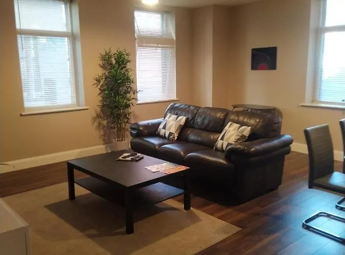 דירה Spacious Two Bedroom Longs Place, 8 *